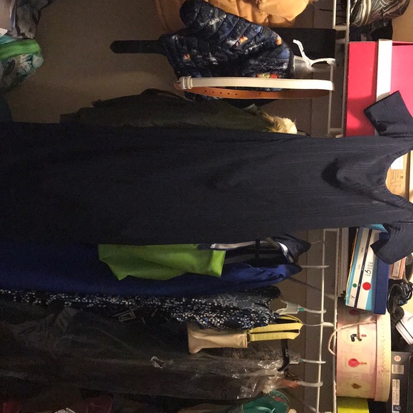 Backless Navy Dress - Picture 5 of 6